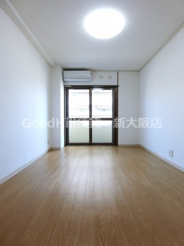 居室・リビング　フローライト新大阪