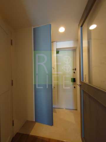 玄関　リライフ浅草店