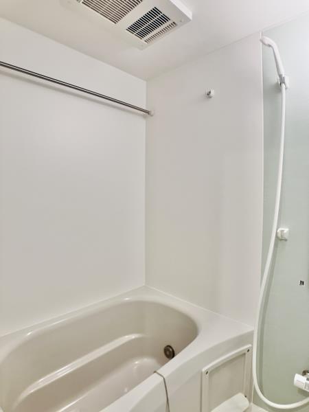 バス・シャワールーム　お風呂です