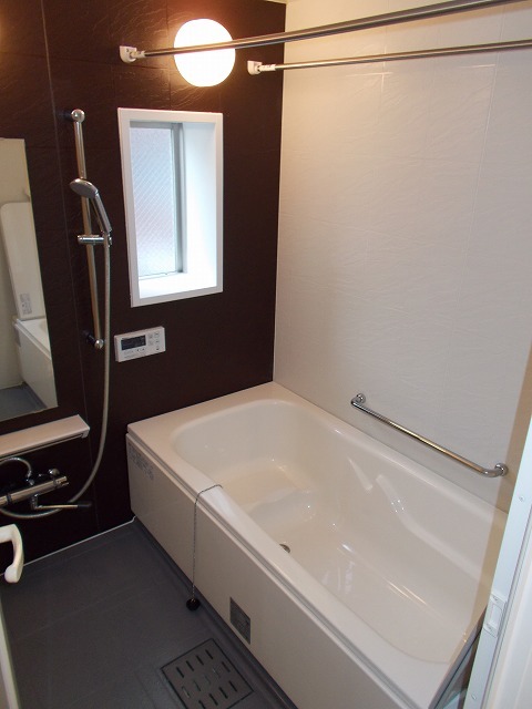 バス・シャワールーム　風呂