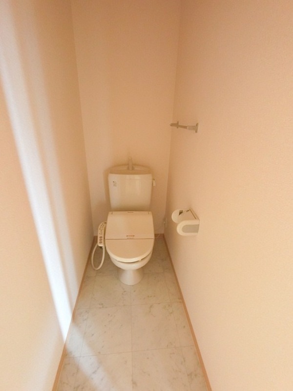 トイレ　図面と現状に相違がある場合には現状を優先