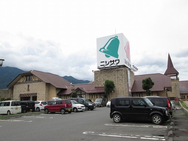ショッピングセンター　ベルシャイン  駒ヶ根店（ショッピングセンター）まで900m