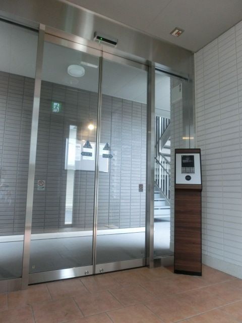 セキュリティ　オートロック完備で防犯面も安心