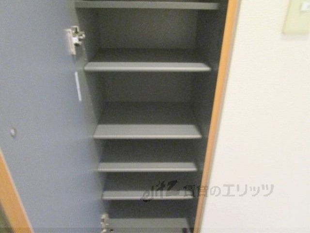 その他設備　下駄箱