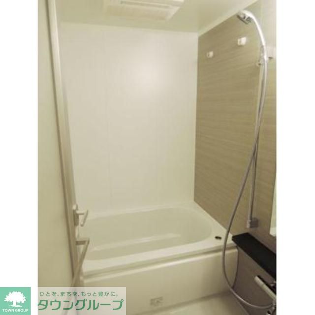 バス・シャワールーム　※写真は同タイプ住戸です。