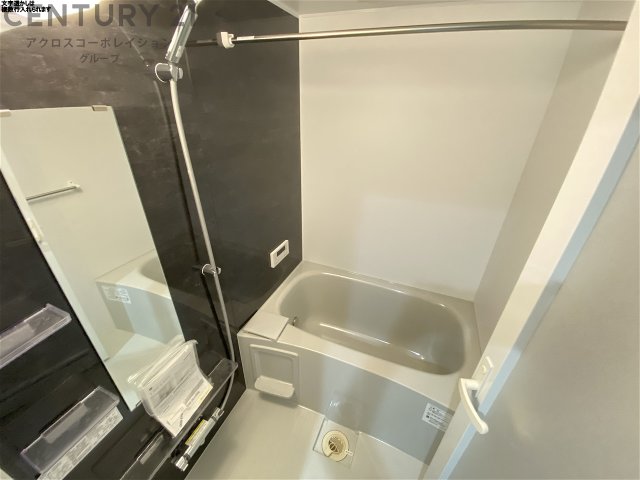 バス・シャワールーム　浴室乾燥機付きで便利！