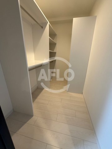 収納　パークス堺筋本町　ウォークインクローゼット