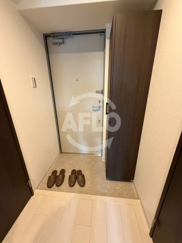 玄関　パークス堺筋本町　玄関