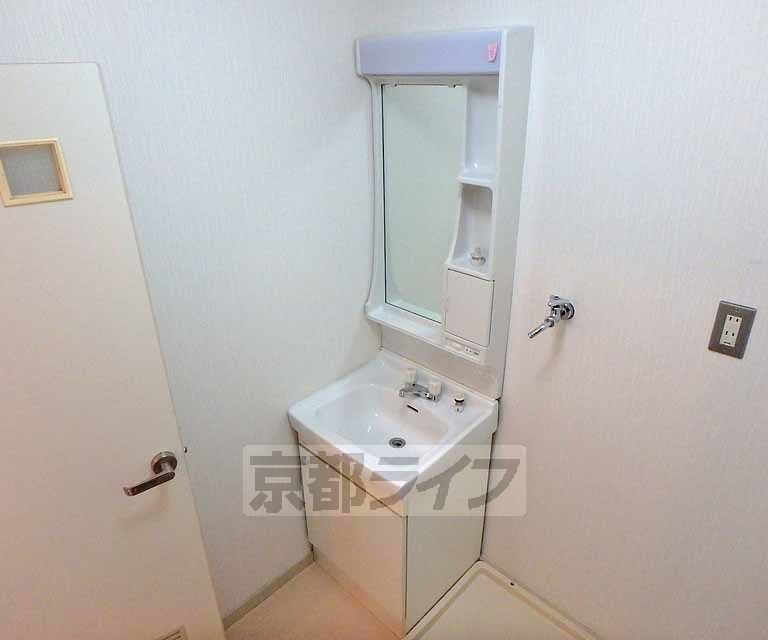 洗面設備　独立洗面台