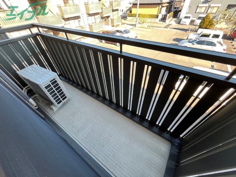 バルコニー　同型参考写真