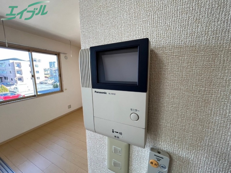 セキュリティ　同型参考写真