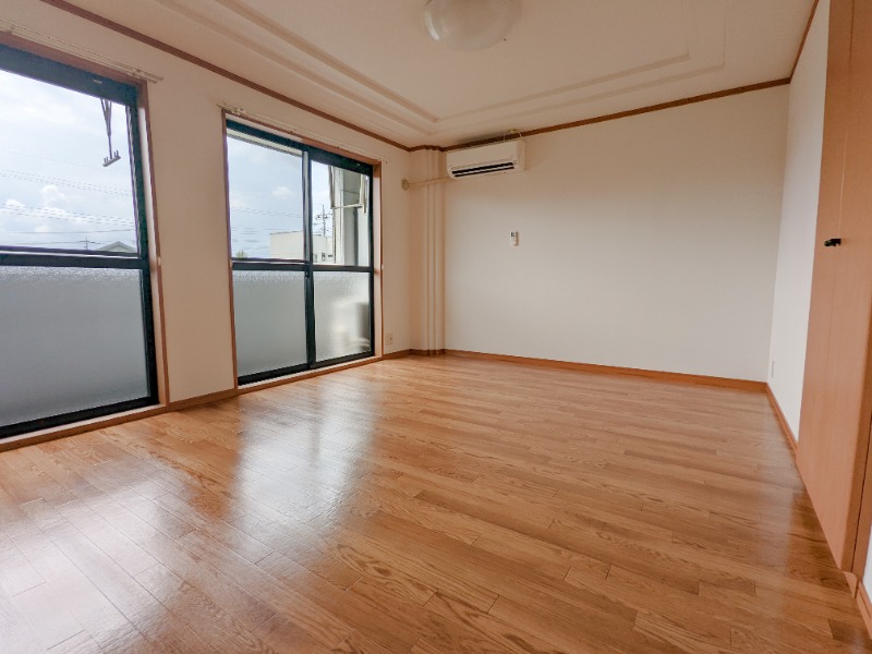 居室・リビング　図面と現状に相違がある場合には現状を優先