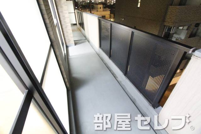 バルコニー　バルコニー。