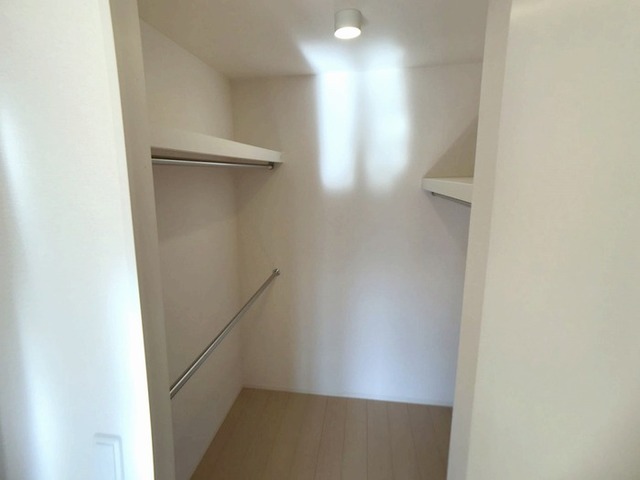 収納　ウォークインクローゼット