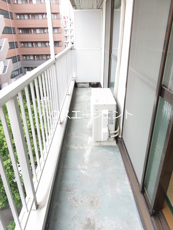 バルコニー　南向きのベランダです。