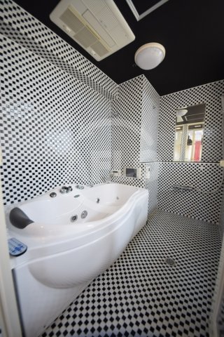 バス・シャワールーム　ゼウス桜川プレミアム　風呂