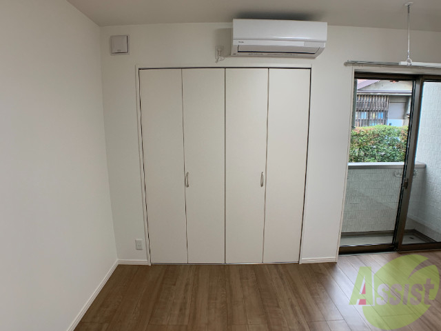 収納　収納は大きく、たくさんの物がしまえそうです。