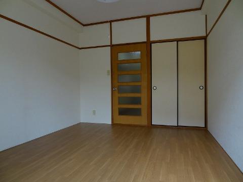 居室・リビング　寝室