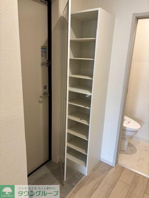 玄関　設備