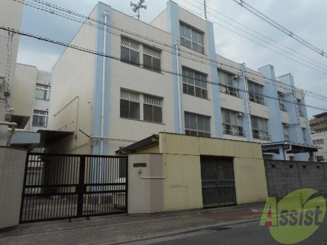 小学校　小松小学校（小学校）まで597m