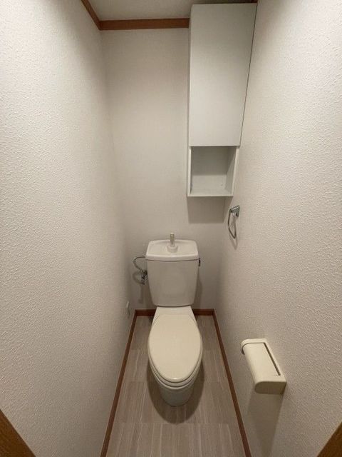 トイレ　同仕様・反転タイプ