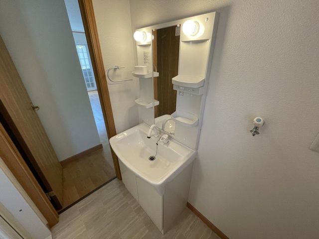 洗面設備　同仕様・反転タイプ