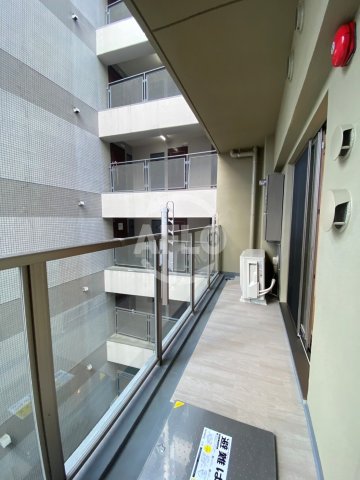 バルコニー　LAZO内久宝寺　バルコニー