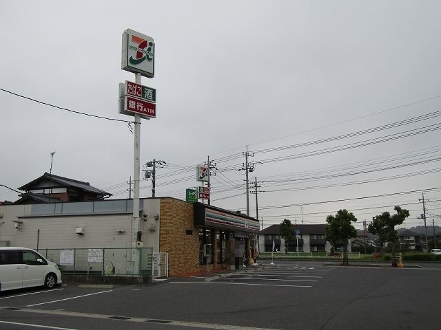 コンビニ　セブンイレブン新茂原店（コンビニ）まで600m