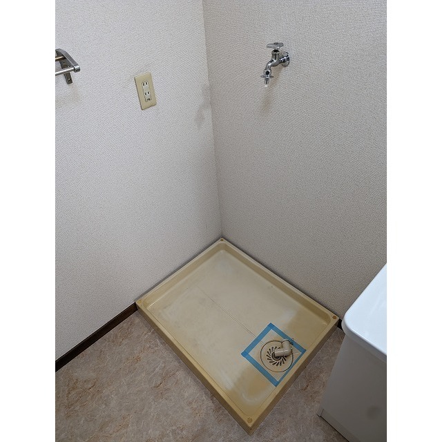 その他　洗濯機置場