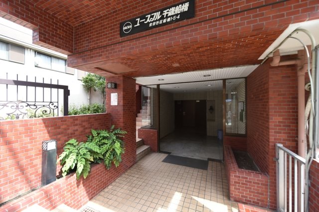 エントランス　毎日通るエントランスはこのようになっています