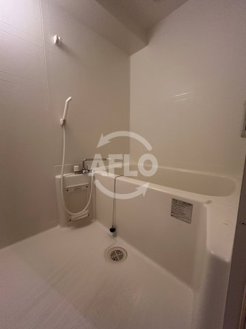 バス・シャワールーム　レフィーナカルム江坂　浴室