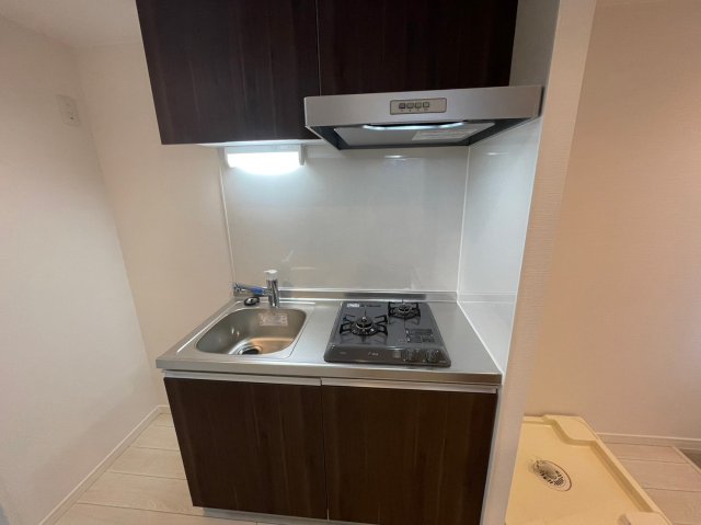 キッチン　コンパクトなキッチンで掃除もラクラク