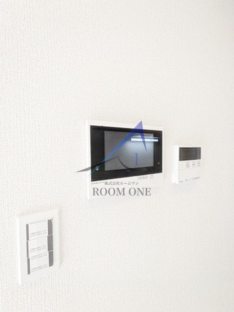 セキュリティ　モニター付きインターホンです。