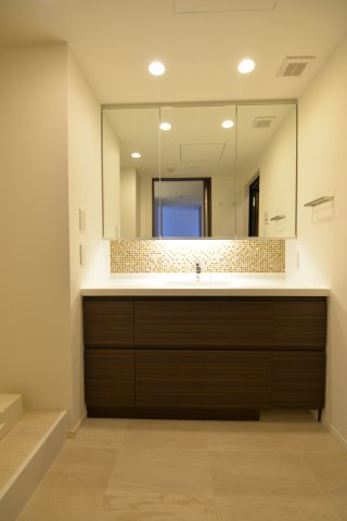 洗面設備　＊別部屋参照