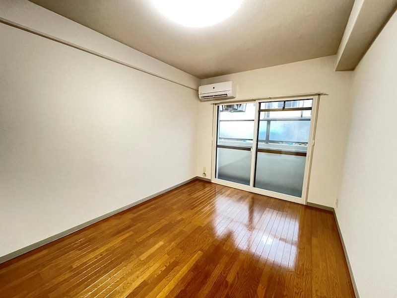 居室・リビング　他部屋参考写真です。