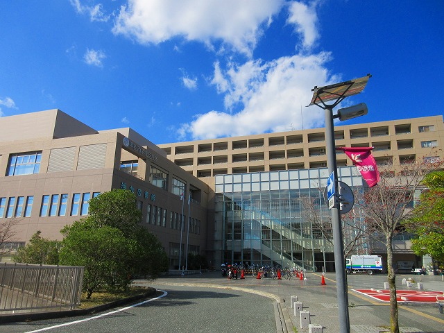 役所　浜松市浜北区役所（役所）まで151m