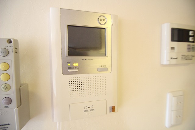 セキュリティ　同物件別号室のものです。