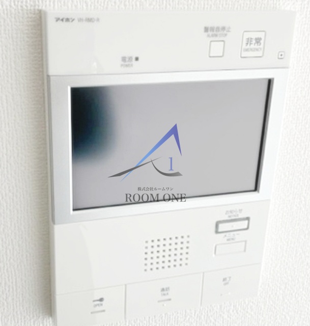 セキュリティ　モニター付きインターホンです。