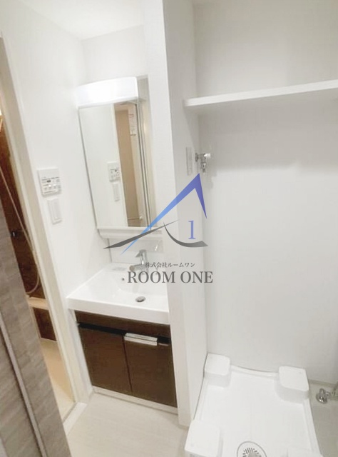 洗面設備　独立洗面台です。