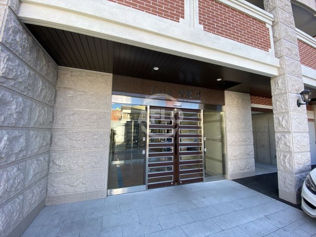 エントランス　Luxe今里II　エントランス