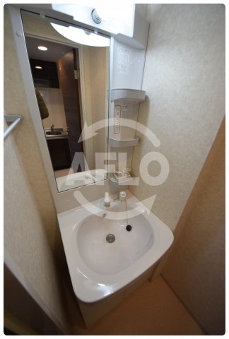 洗面設備　Luxe今里II　洗面化粧台