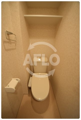 トイレ　Luxe今里II　温水洗浄便座