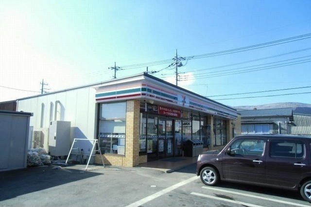 コンビニ　セブンイレブン須走東（コンビニ）まで600m