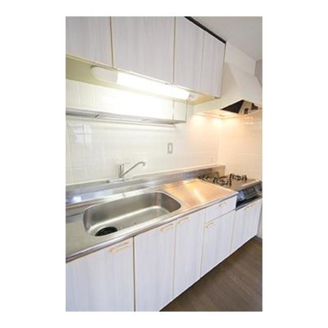 キッチン　※写真は同タイプ住戸です。