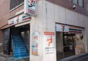 コンビニ　セブンイレブン高田馬場4丁目店（コンビニ）まで130m