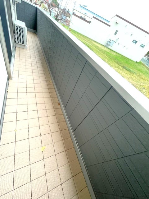 バルコニー　同施工会社新築参考画像