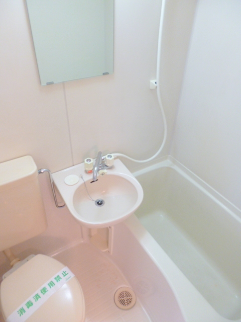 バス・シャワールーム　★きれいなユニットバス★