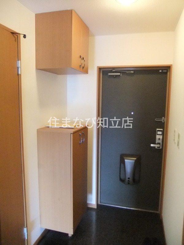 玄関　同型タイプ