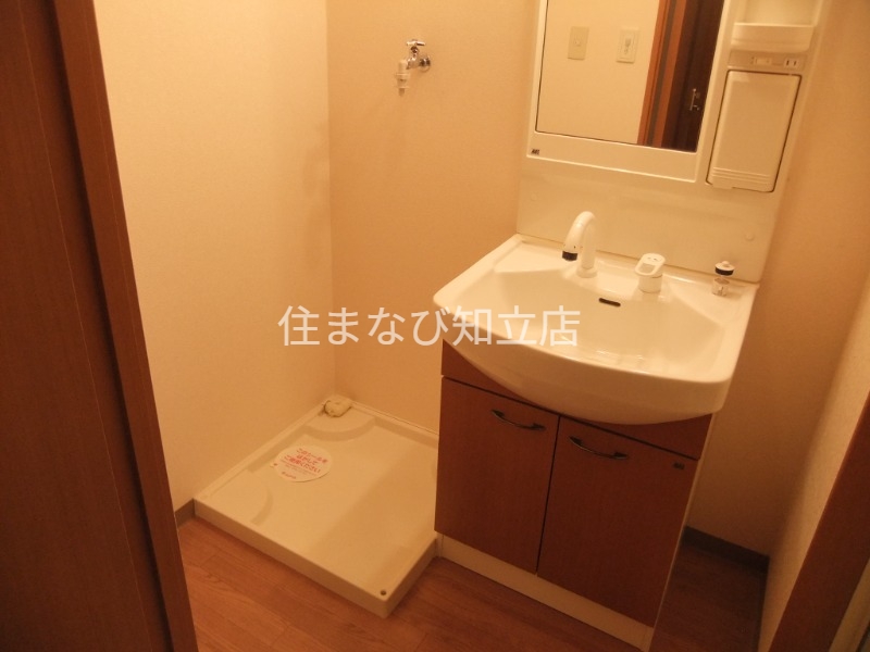 洗面設備　同型タイプ