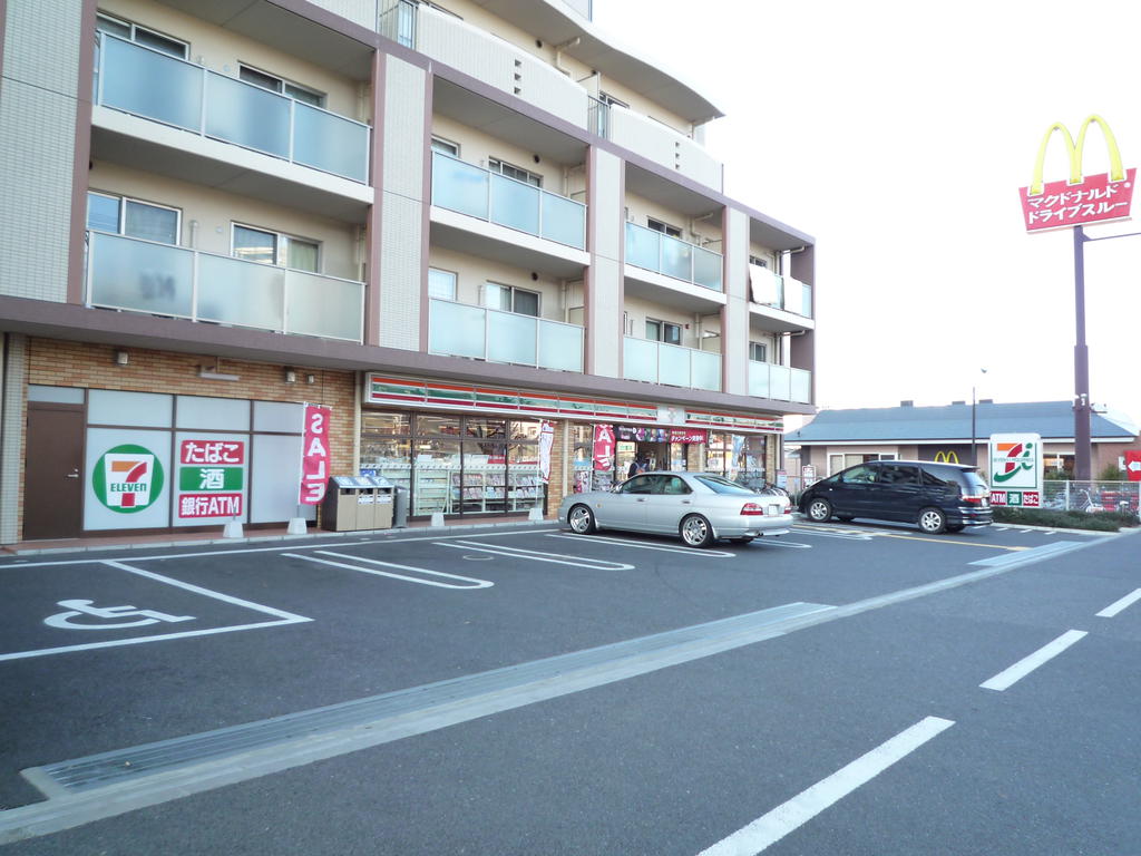 コンビニ　セブンイレブン若葉駅東口店（コンビニ）まで570m